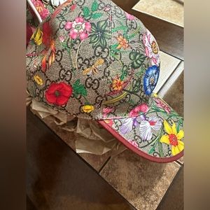 Authentic Gucci Flora Hat